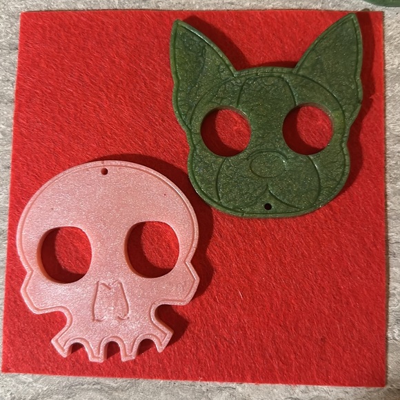 Ladies Self Defence Key Chain Pets - Picture 1 of 11